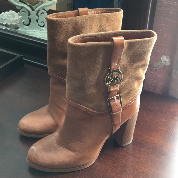 Michael Kors boots size 7 - Picture 2 of 2